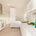 200m² New D With Private, Heated Pool And Amazing Ocean View. Vila Costa Adeje (Tenerife)