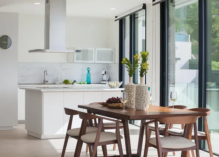 200m² New D With Private, Heated Pool And Amazing Ocean View. *