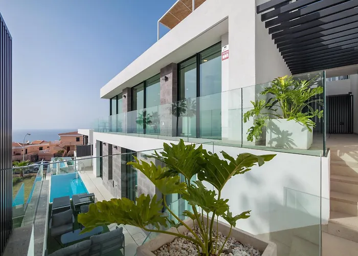 200m² New D With Private, Heated Pool And Amazing Ocean View. Villa *