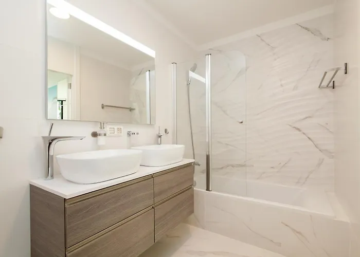 200m² New D With Private, Heated Pool And Amazing Ocean View. Villa Costa Adeje (Tenerife)