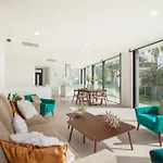 200m² New D With Private, Heated Pool And Amazing Ocean View. וילה אדחה