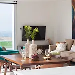 200m² New D With Private, Heated Pool And Amazing Ocean View. וילה