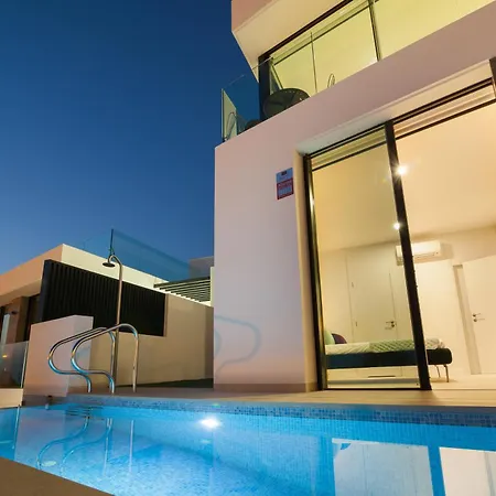200m² New D With Private, Heated Pool And Amazing Ocean View. Villa *