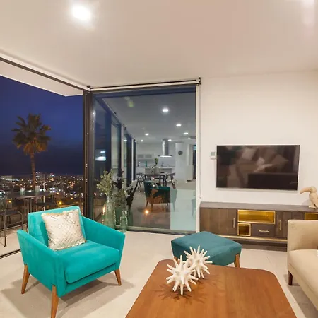 200m² New D With Private, Heated Pool And Amazing Ocean View. Willa Costa Adeje (Tenerife)