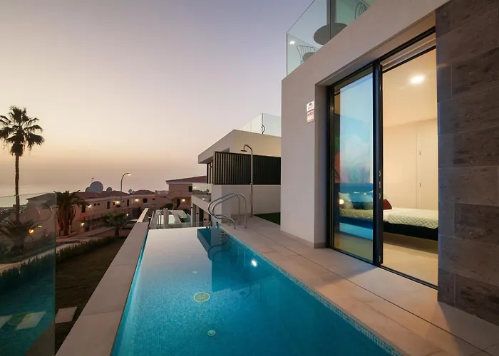 Villa 200m² New D With Private, Heated Pool And Amazing Ocean View. Costa Adeje (Tenerife)
