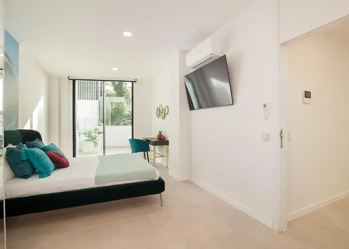 200m² New D With Private, Heated Pool And Amazing Ocean View.